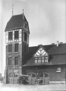 Geraetehause_ca_1909_full