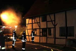 150501_Feuer_Baroper_Kirchweg_Fachwerkhaus_lb