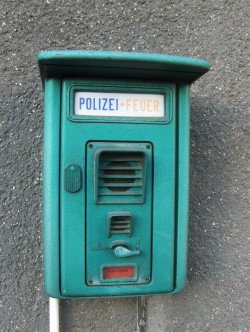Rauch aus dem Fenster