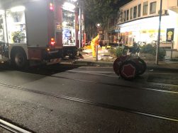 Unbekannte Flüssigkeit in einer U-Bahn