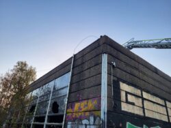 Unklarer Feuerschein außerhalb