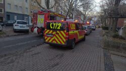 8 Parteien verm Dachstuhlbrand