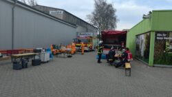 Brennt Müllberg in voller Ausdehnung